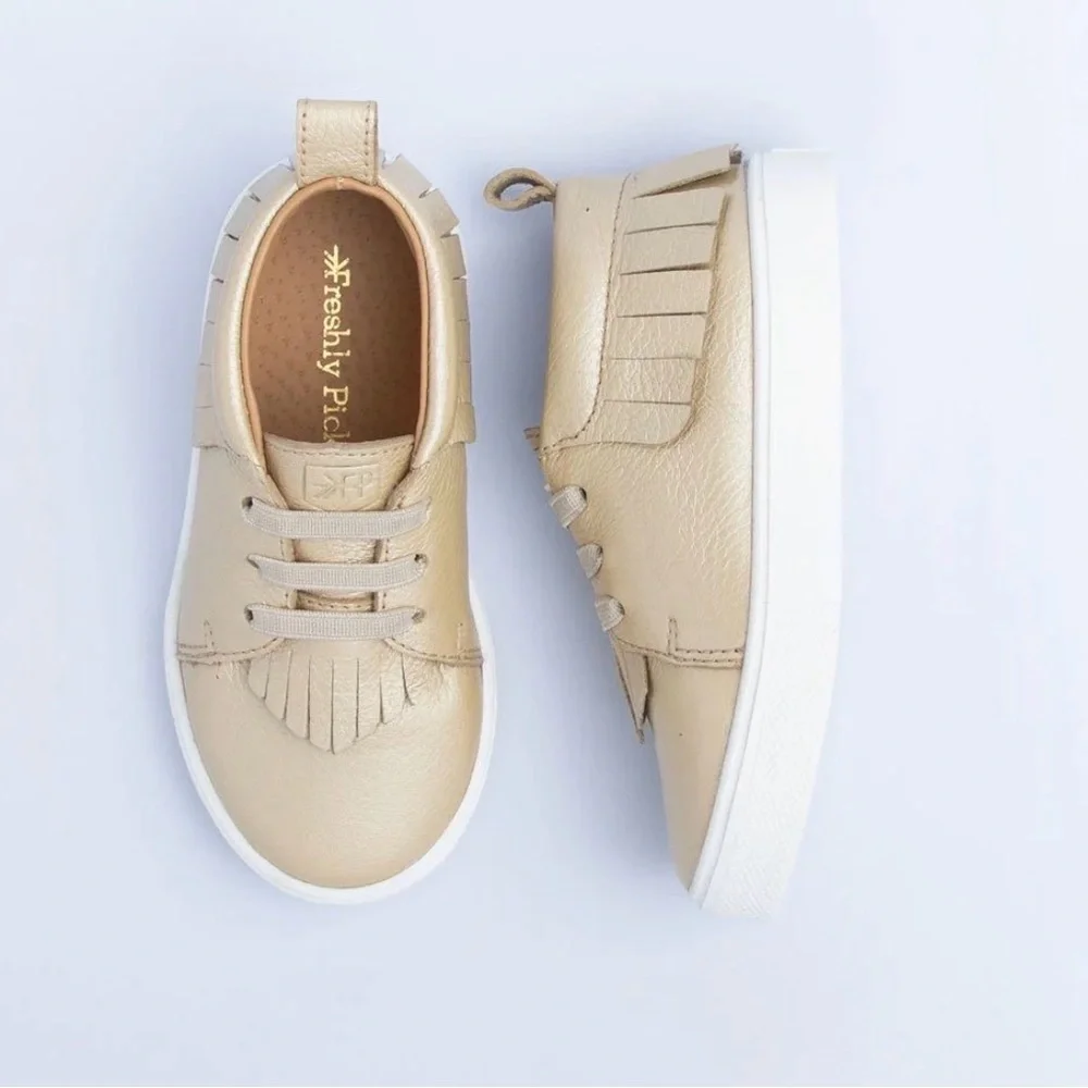 Freshly Picked Platinum Sneaker Moccs size 8